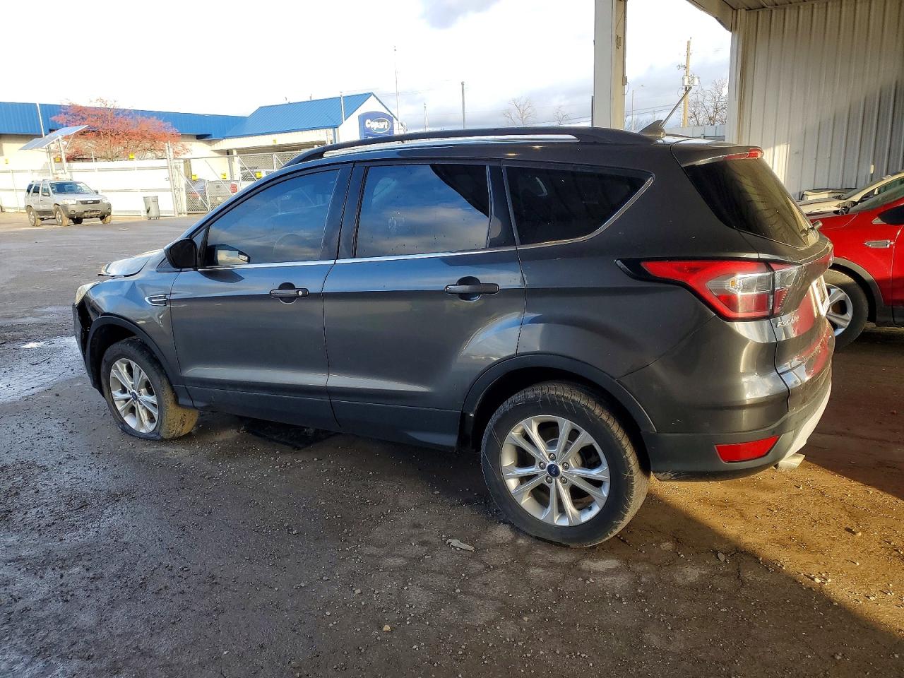2018 FORD ESCAPE SEL photo 3