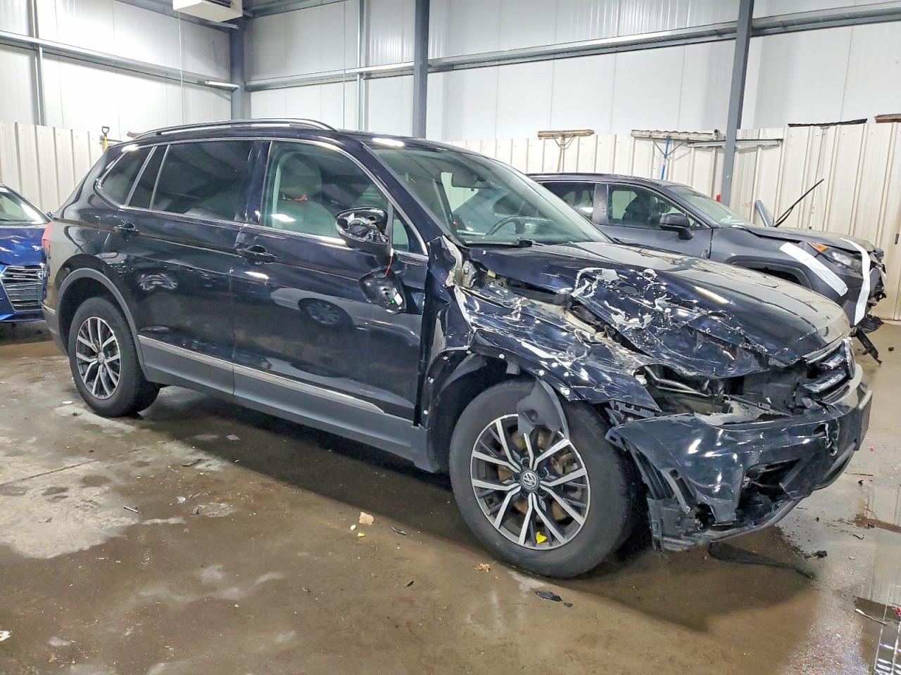 2020 VOLKSWAGEN TIGUAN SE photo 4