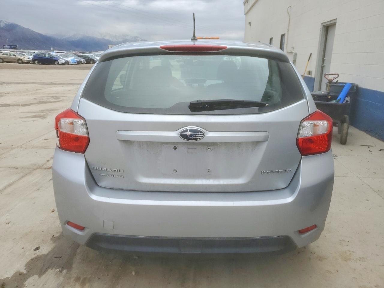 2012 SUBARU IMPREZA PREMIUM photo 6