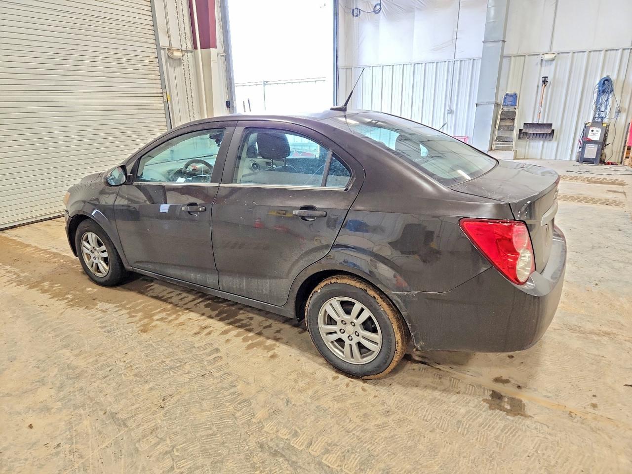 2014 CHEVROLET SONIC LT photo 2