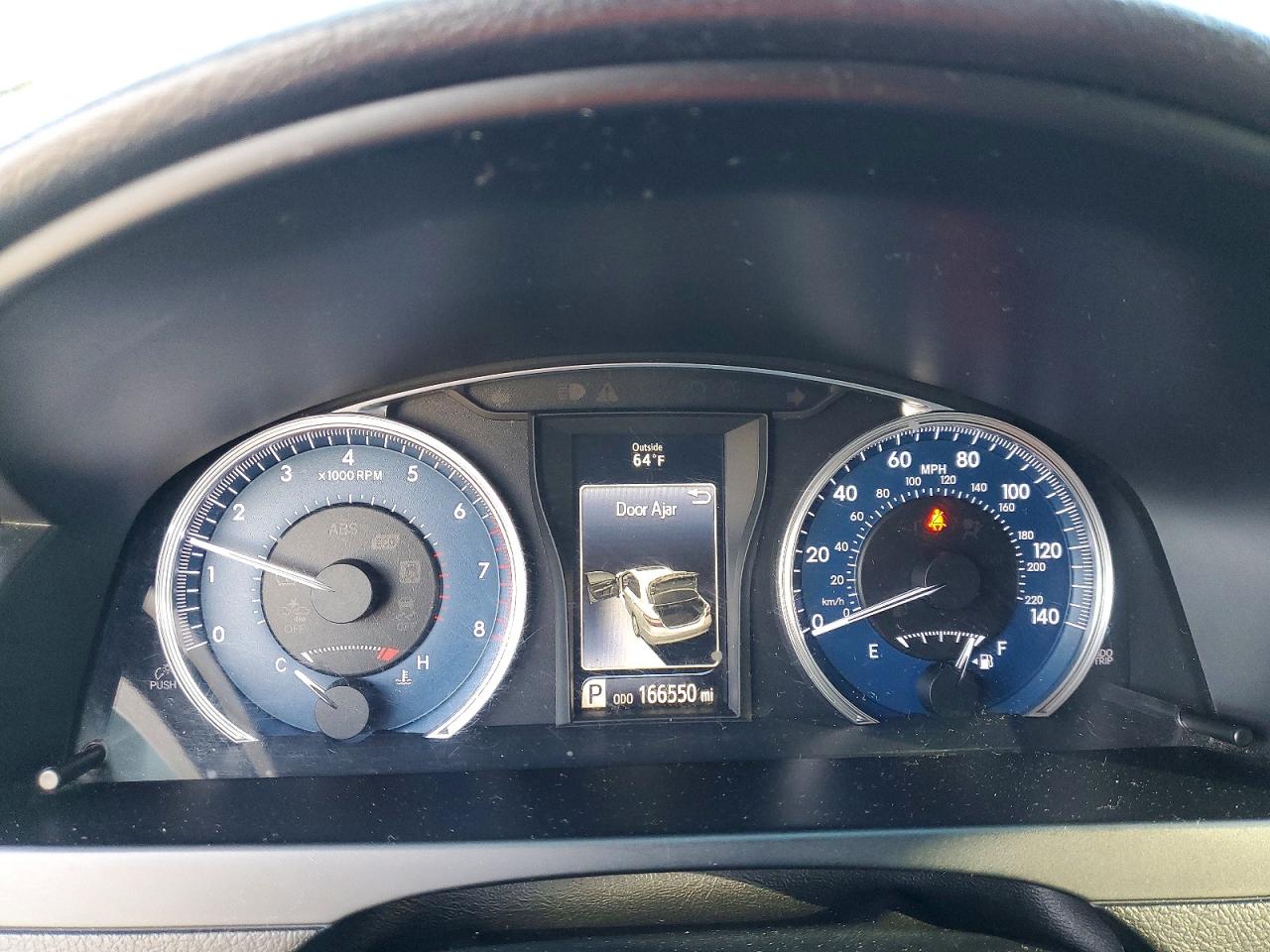 2017 TOYOTA CAMRY LE photo 9