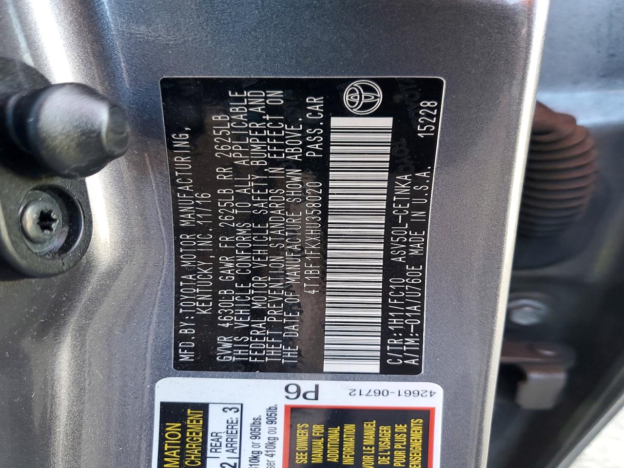 2017 TOYOTA CAMRY LE photo 13