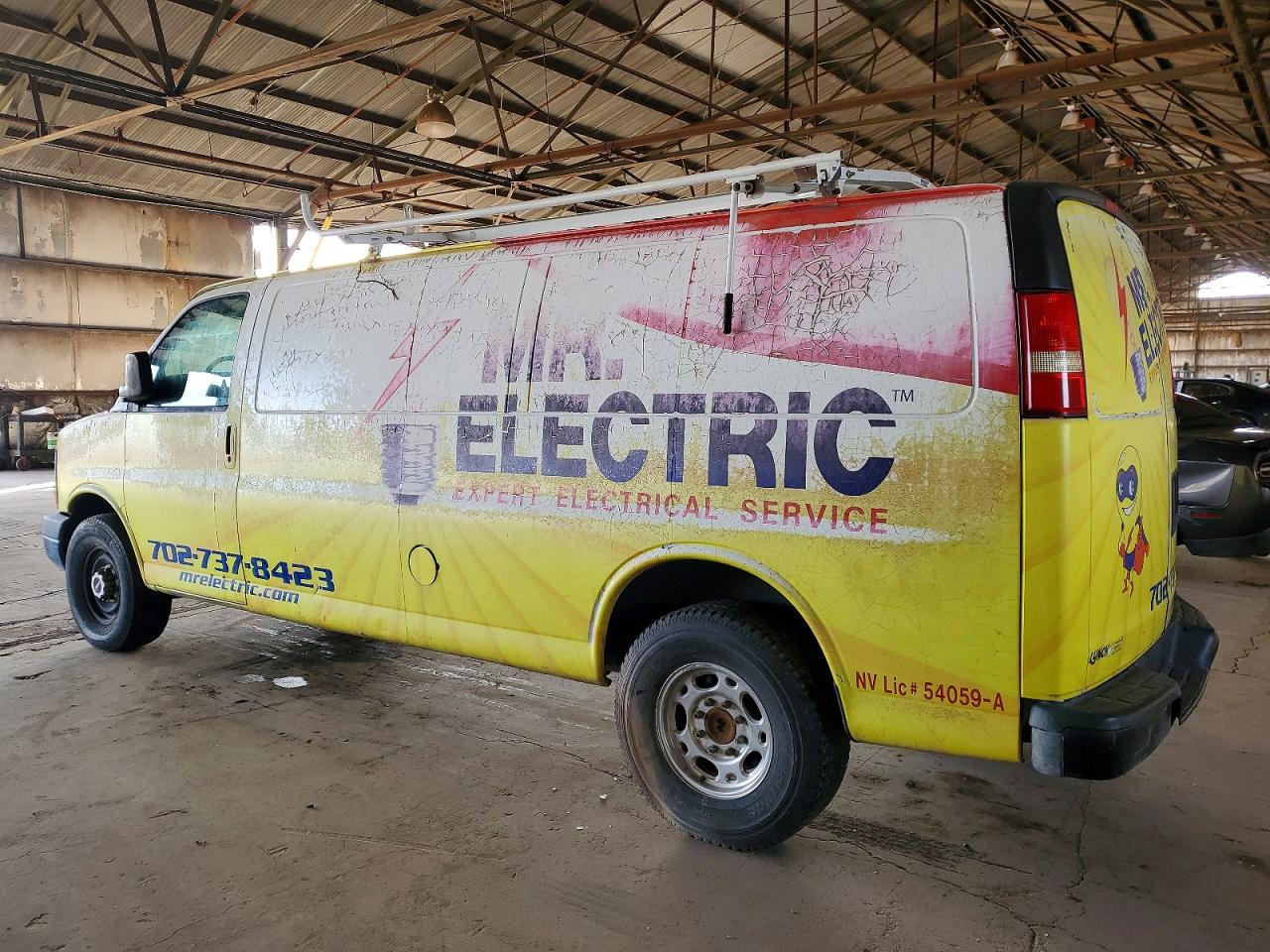 2007 GMC SAVANA G2500 photo 2