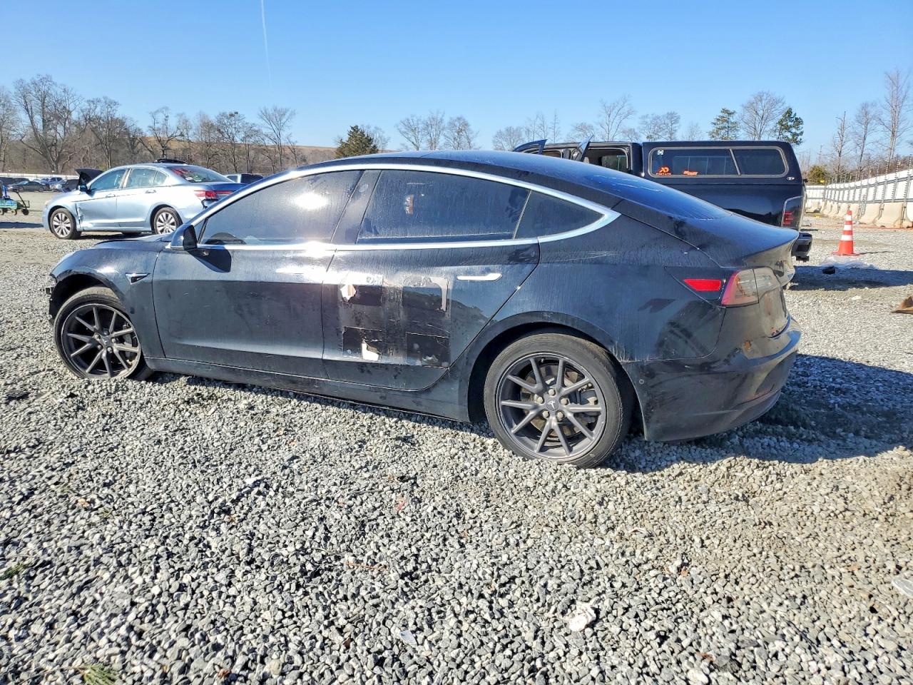 2019 TESLA MODEL 3 photo 2