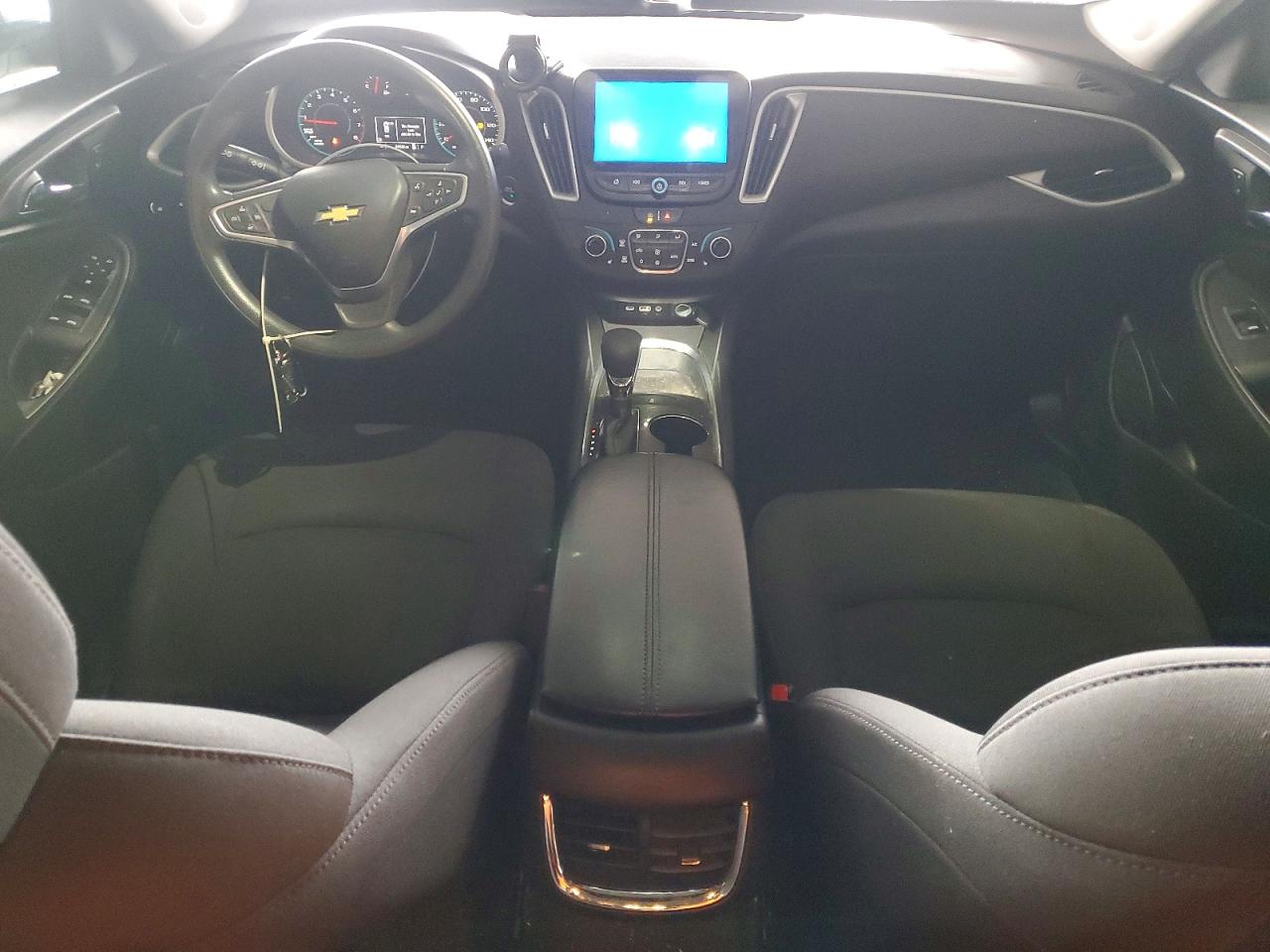 2022 CHEVROLET MALIBU LT photo 8