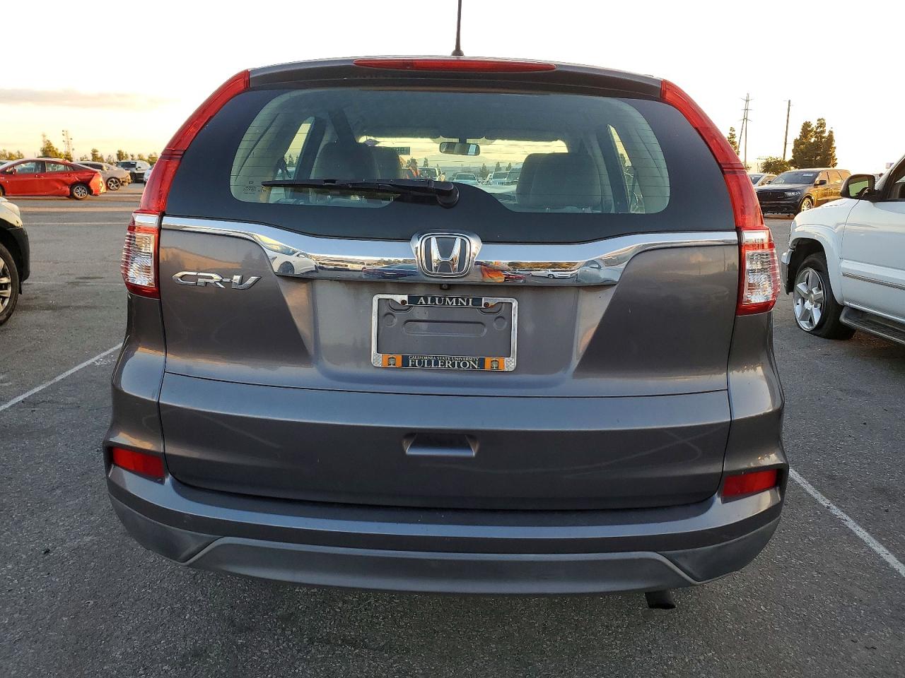 2016 HONDA CR-V LX photo 6