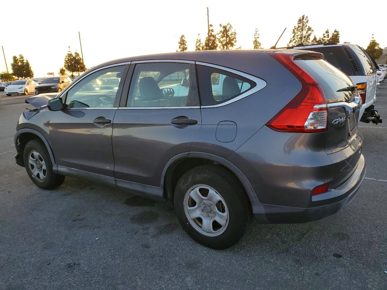 2016 HONDA CR-V LX photo 2