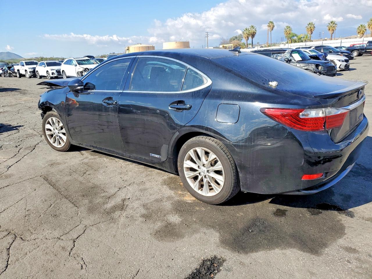 2013 LEXUS ES 300H photo 2