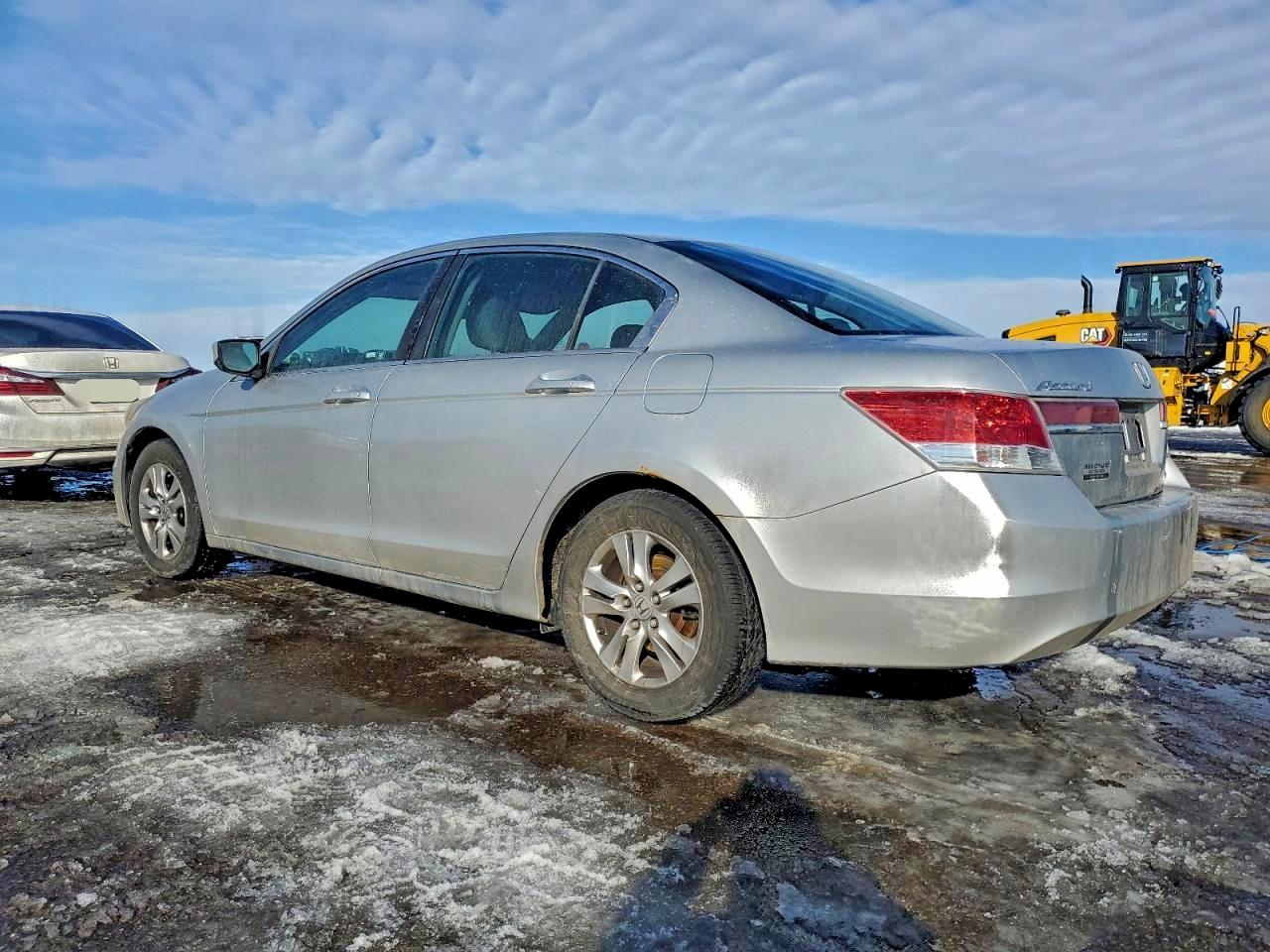 2011 HONDA ACCORD SE photo 2