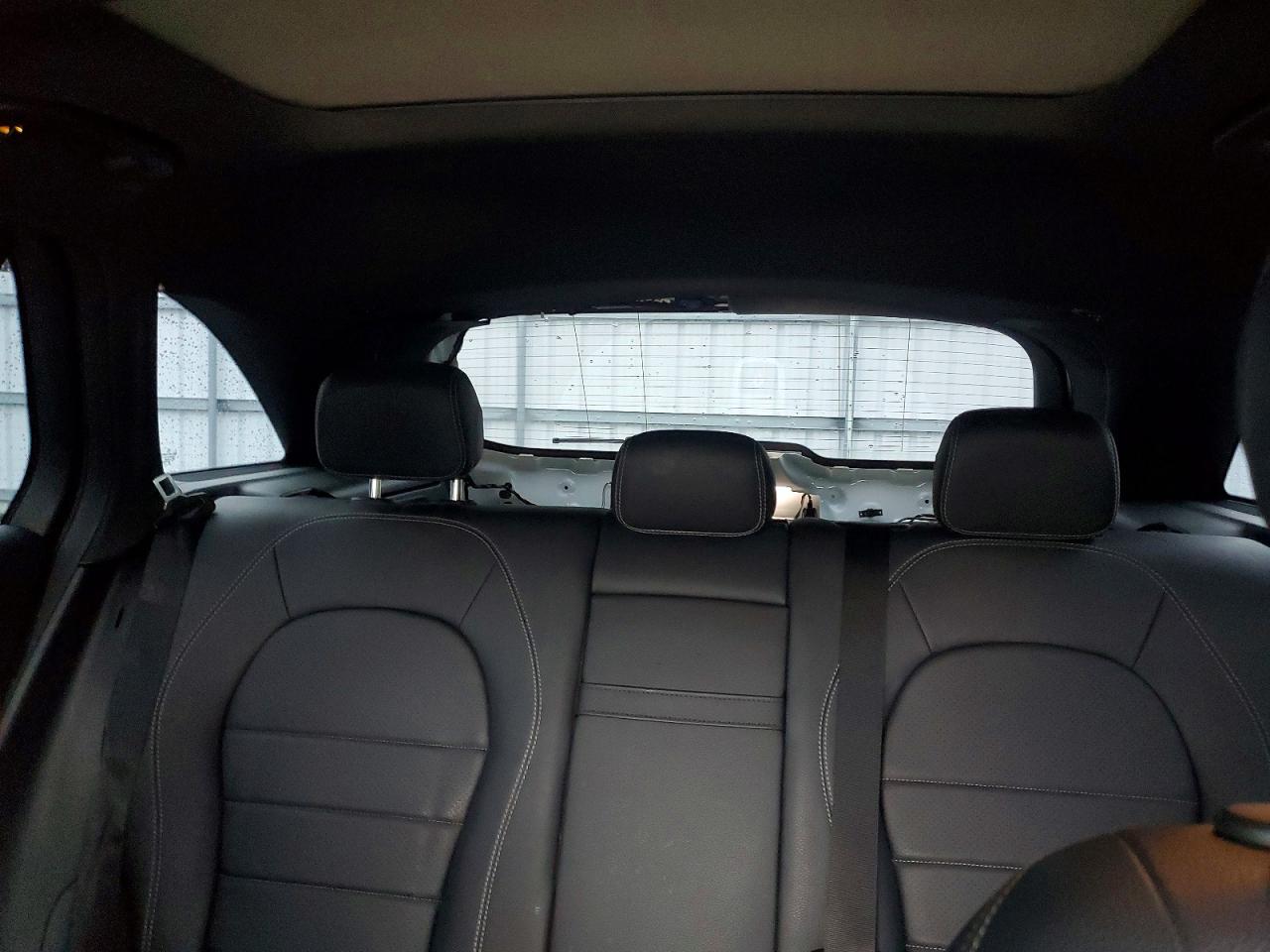 2017 MERCEDES-BENZ GLC 300 4MATIC photo 10
