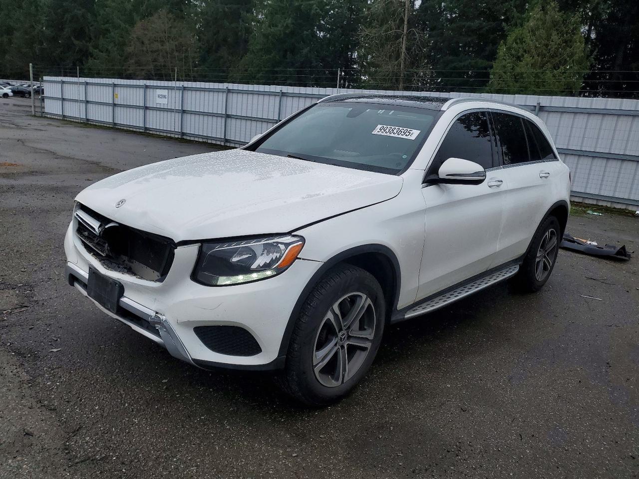 2017 MERCEDES-BENZ GLC