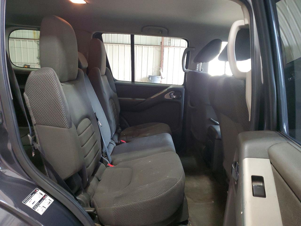 2012 NISSAN PATHFINDER S photo 11
