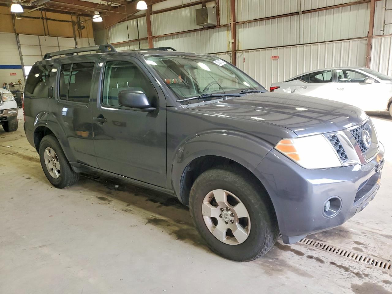 2012 NISSAN PATHFINDER S photo 4