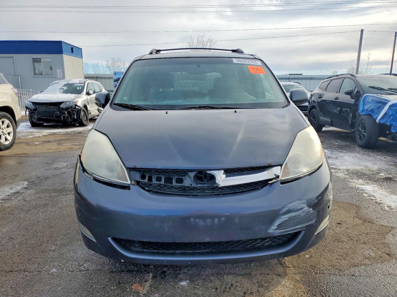 2007 TOYOTA SIENNA XLE photo 5