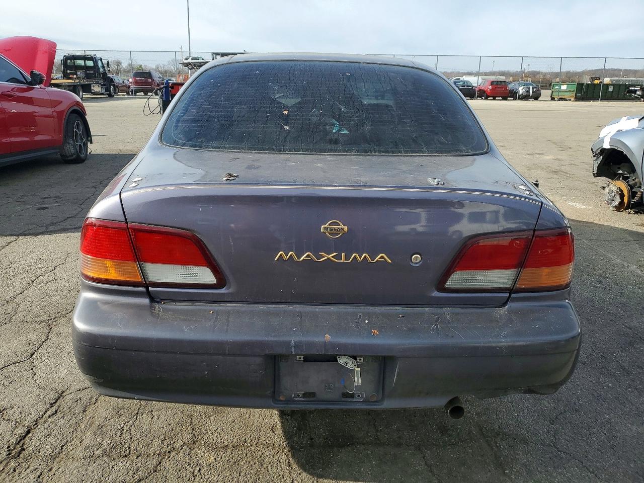 1997 NISSAN MAXIMA GLE photo 6