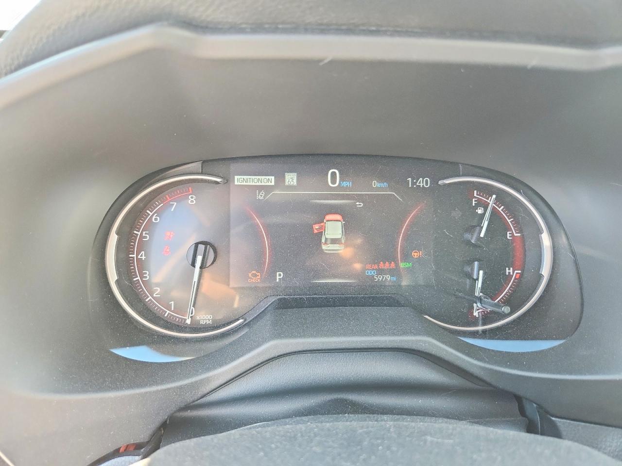 2025 TOYOTA RAV4 XLE PREMIUM photo 9