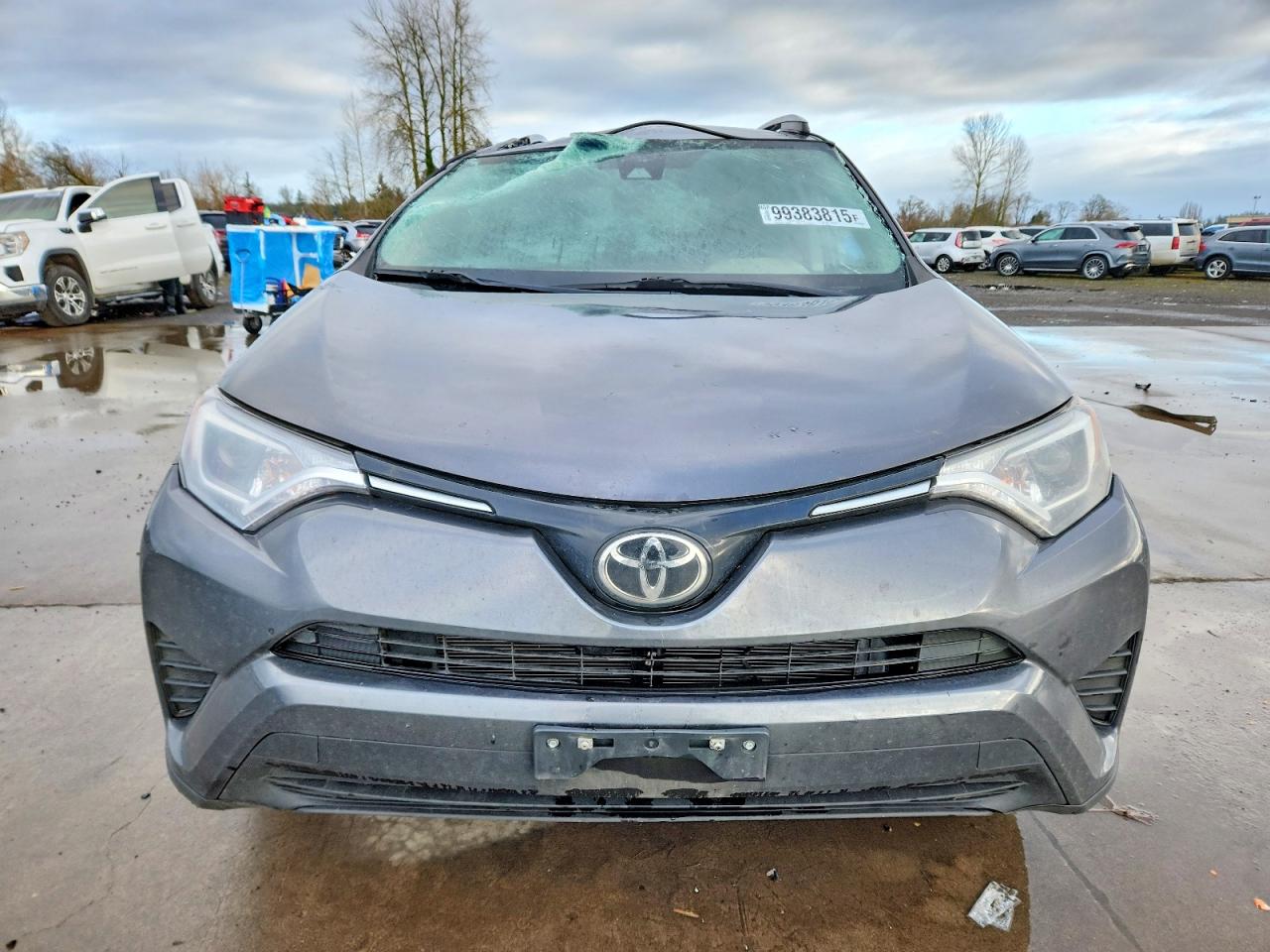 2017 TOYOTA RAV4 LE photo 5