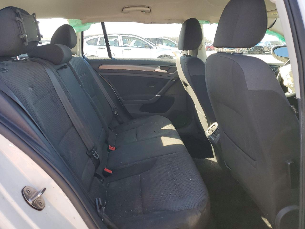 2019 VOLKSWAGEN GOLF SPORTWAGEN S photo 21