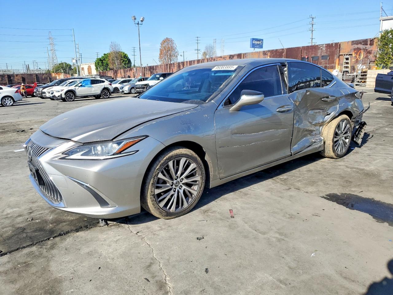 2019 LEXUS ES