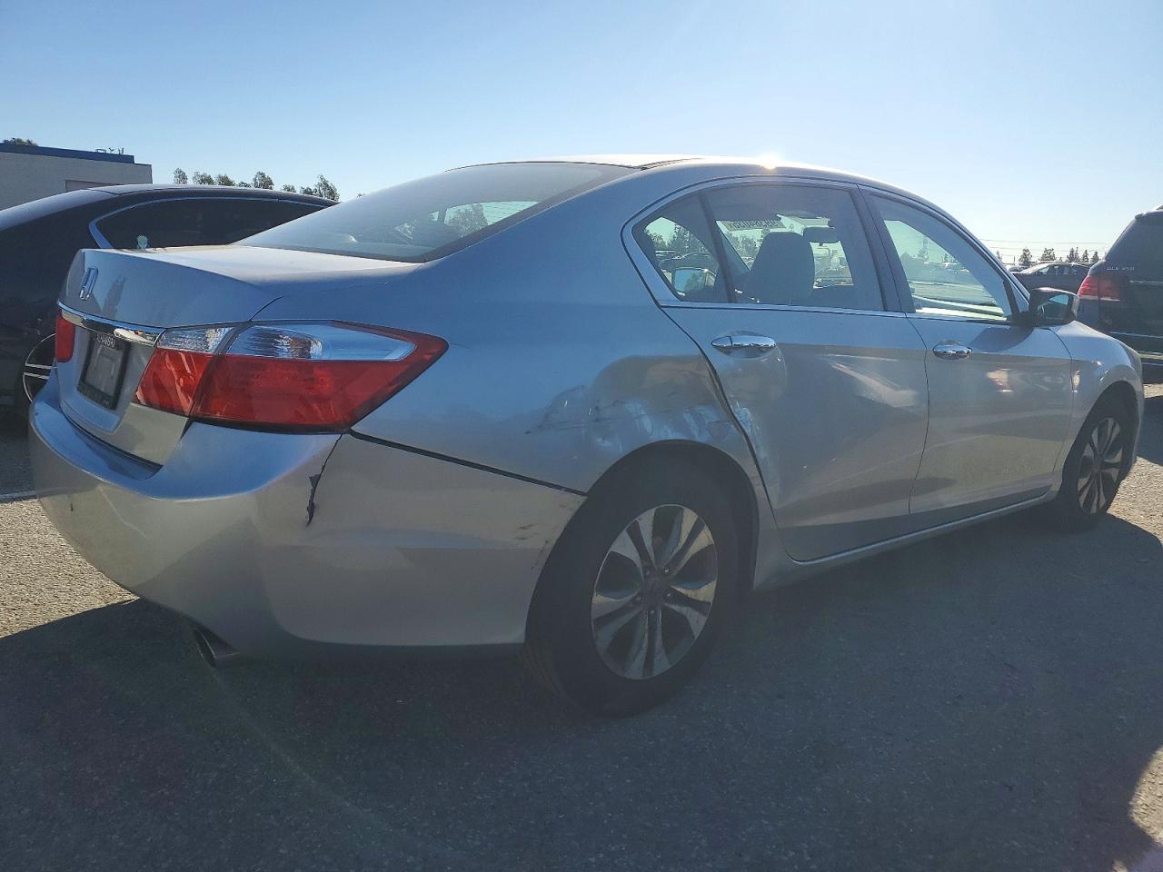 2013 HONDA ACCORD LX photo 3
