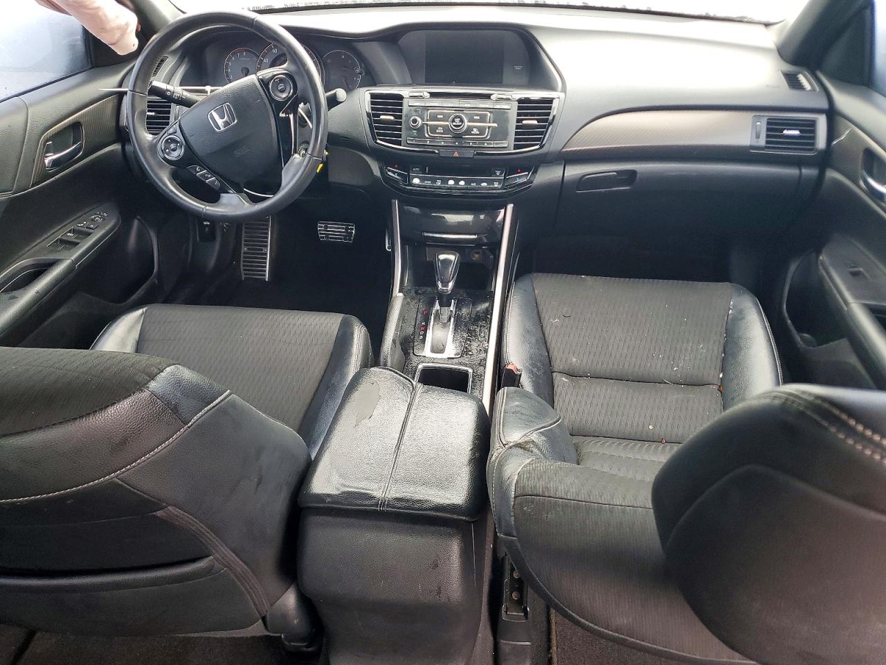 2016 HONDA ACCORD SPORT photo 8