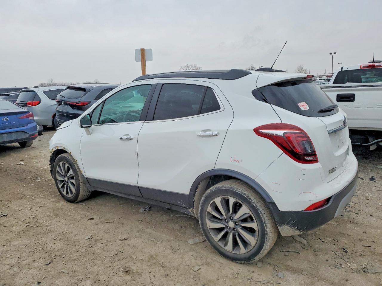 2018 BUICK ENCORE ESSENCE photo 2