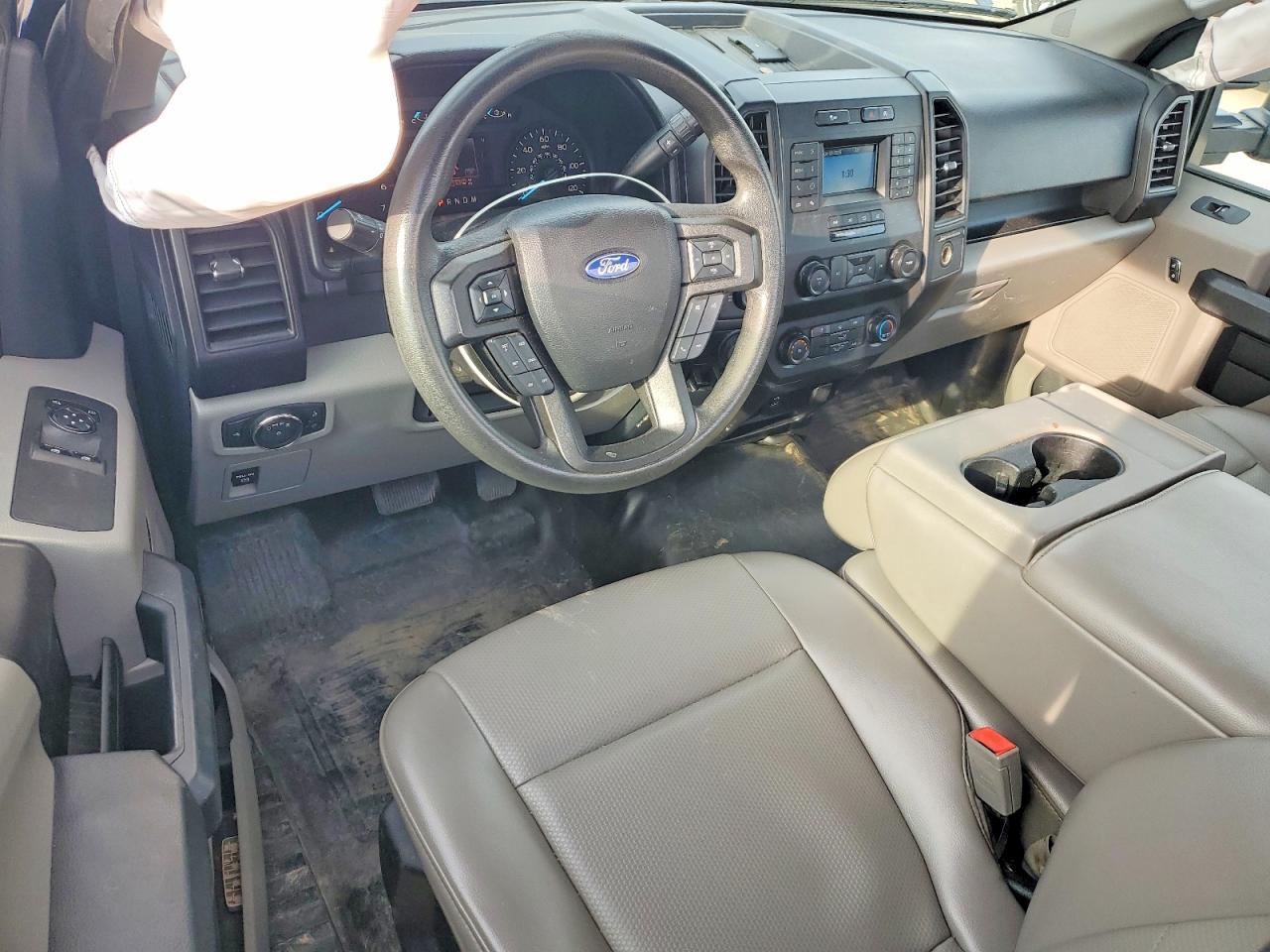 2019 FORD F150 photo 8