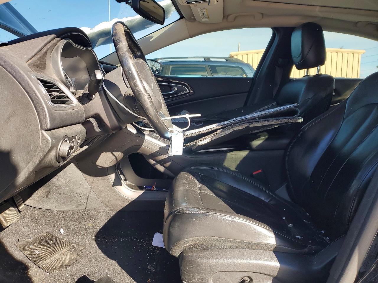 2015 CHRYSLER 200 C photo 19