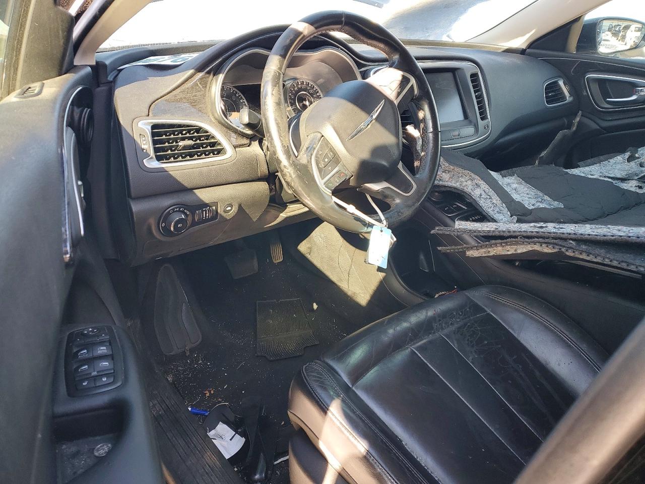 2015 CHRYSLER 200 C photo 22