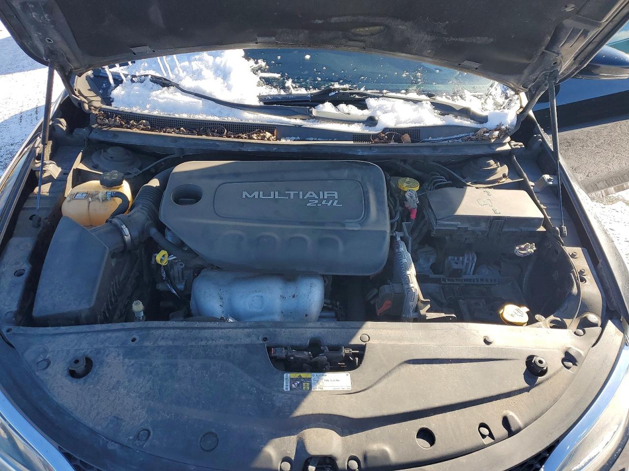 2015 CHRYSLER 200 C photo 31