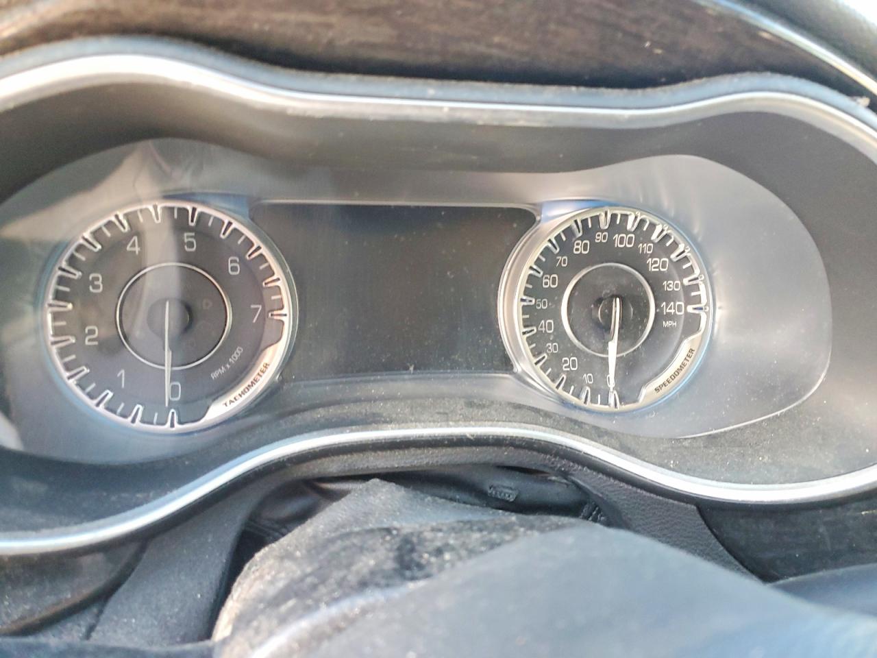 2015 CHRYSLER 200 C photo 25