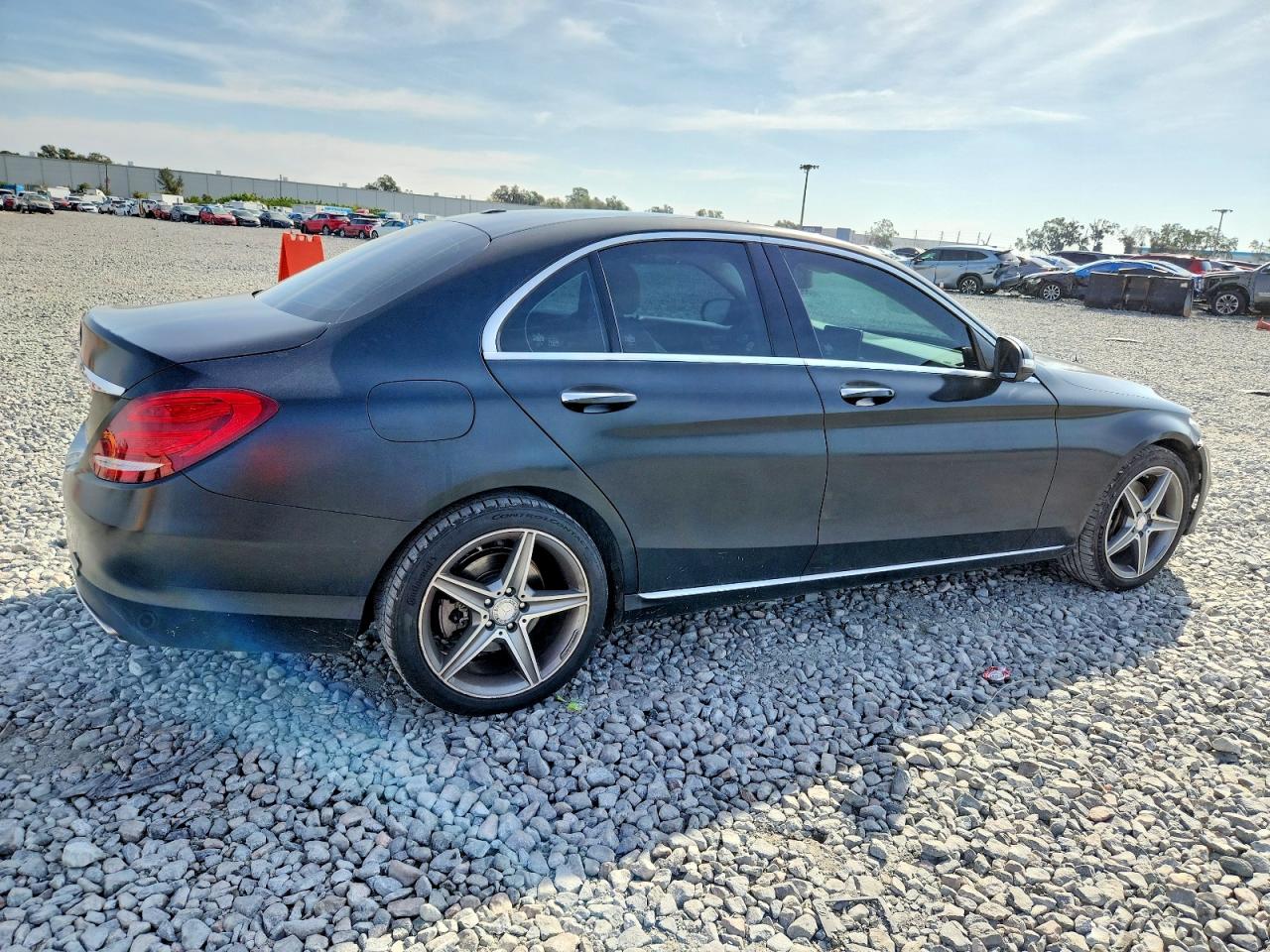 2015 MERCEDES-BENZ C 300 photo 3