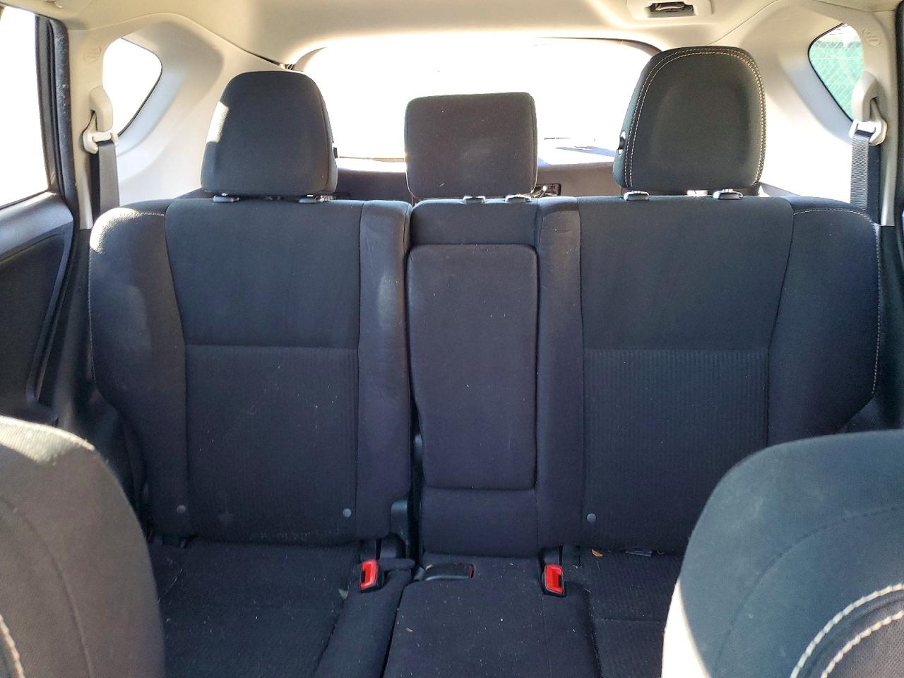 2013 TOYOTA RAV4 XLE photo 10