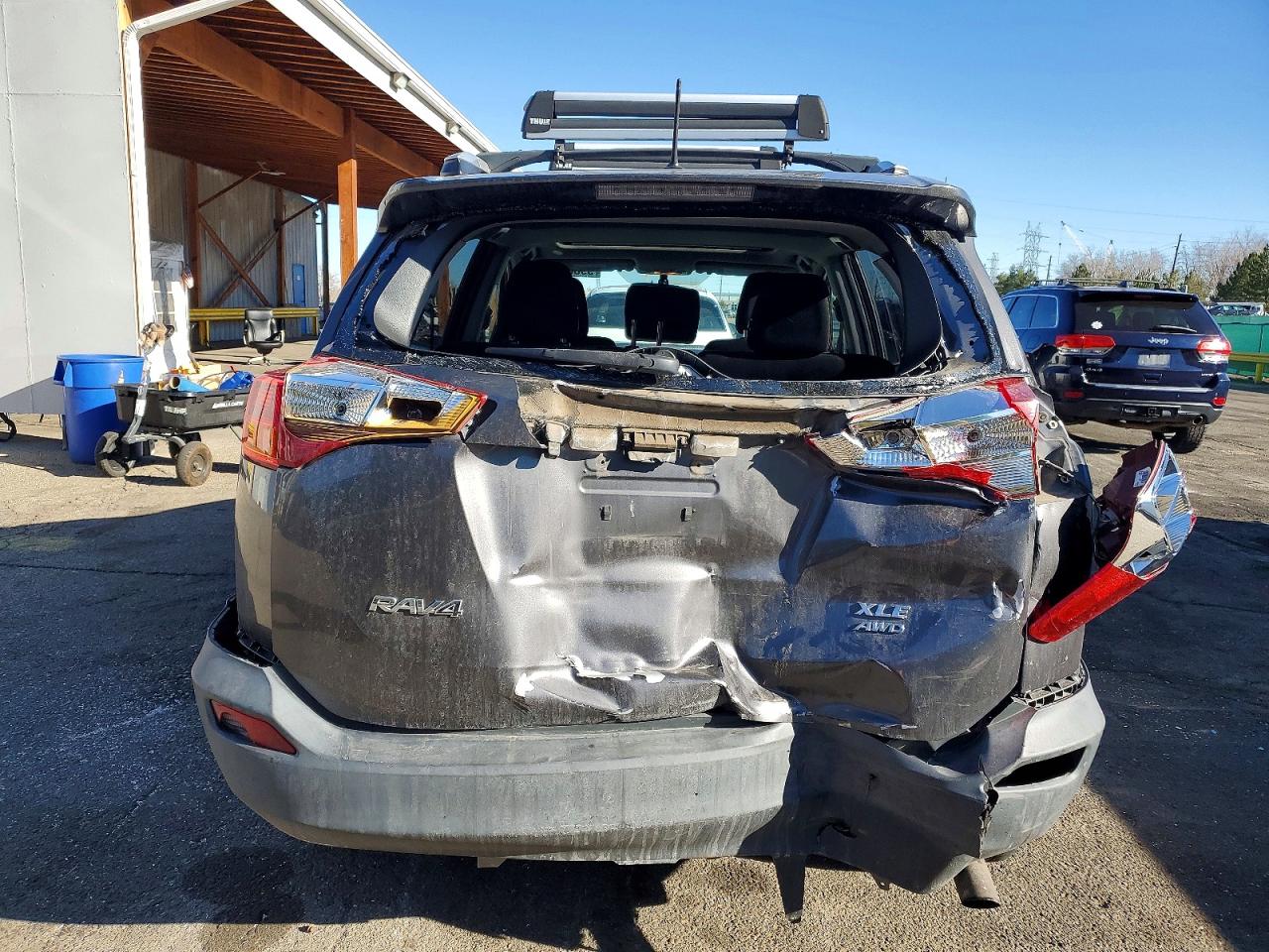2013 TOYOTA RAV4 XLE photo 6