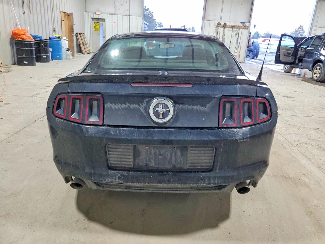2013 FORD MUSTANG photo 6