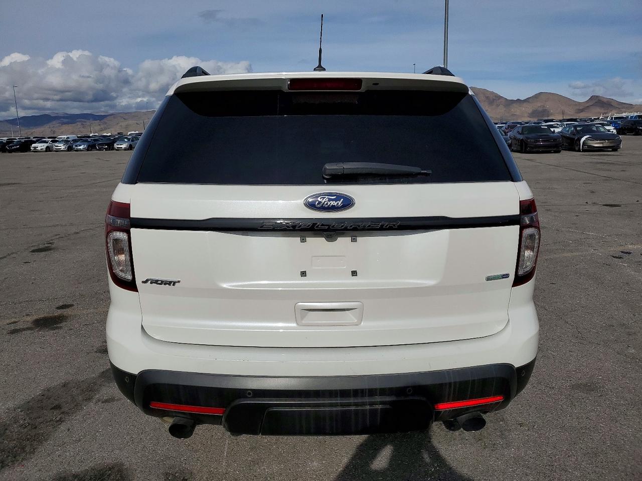 2015 FORD EXPLORER SPORT photo 6