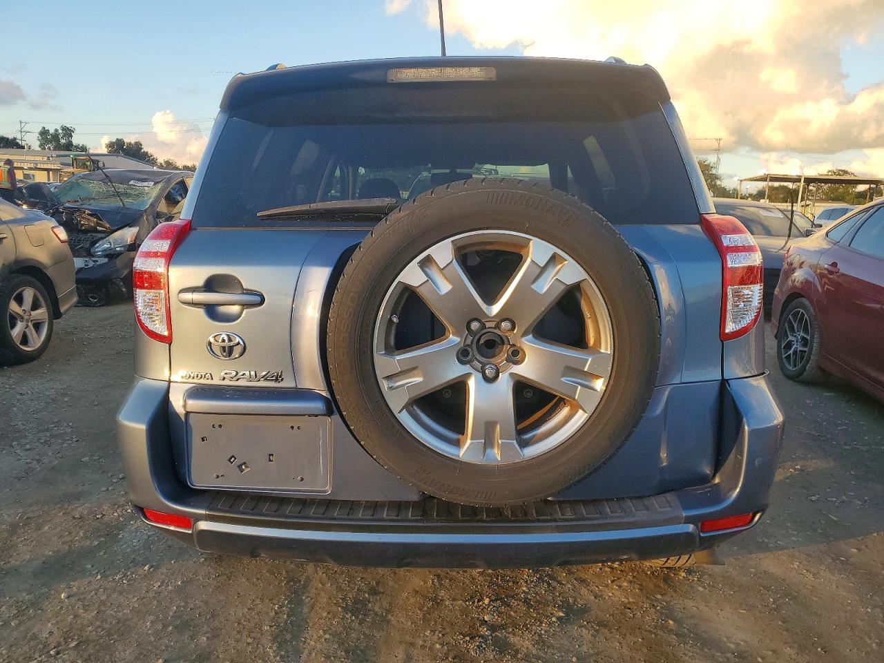 2010 TOYOTA RAV4 SPORT photo 6