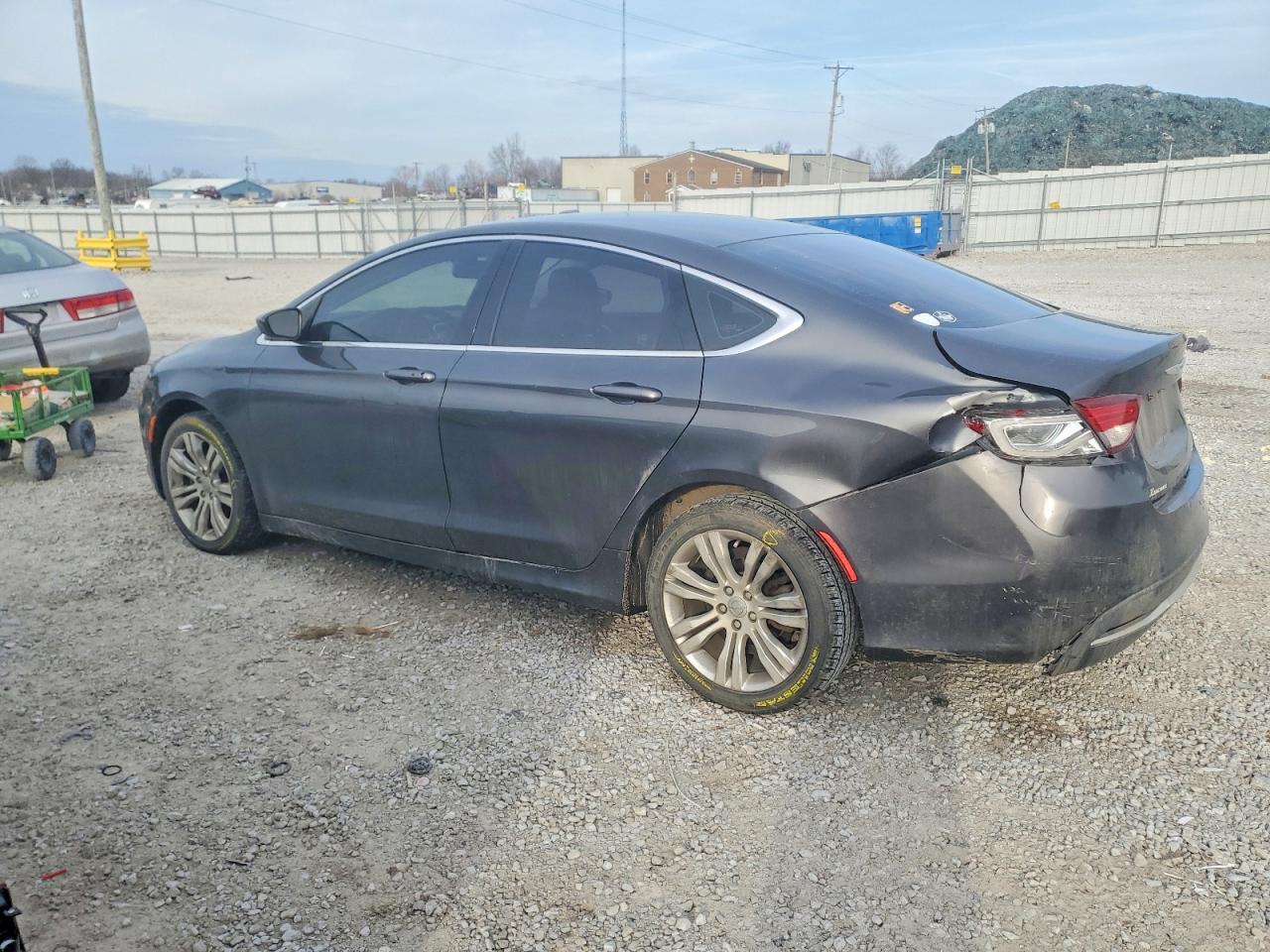2015 CHRYSLER 200 LIMITED photo 3