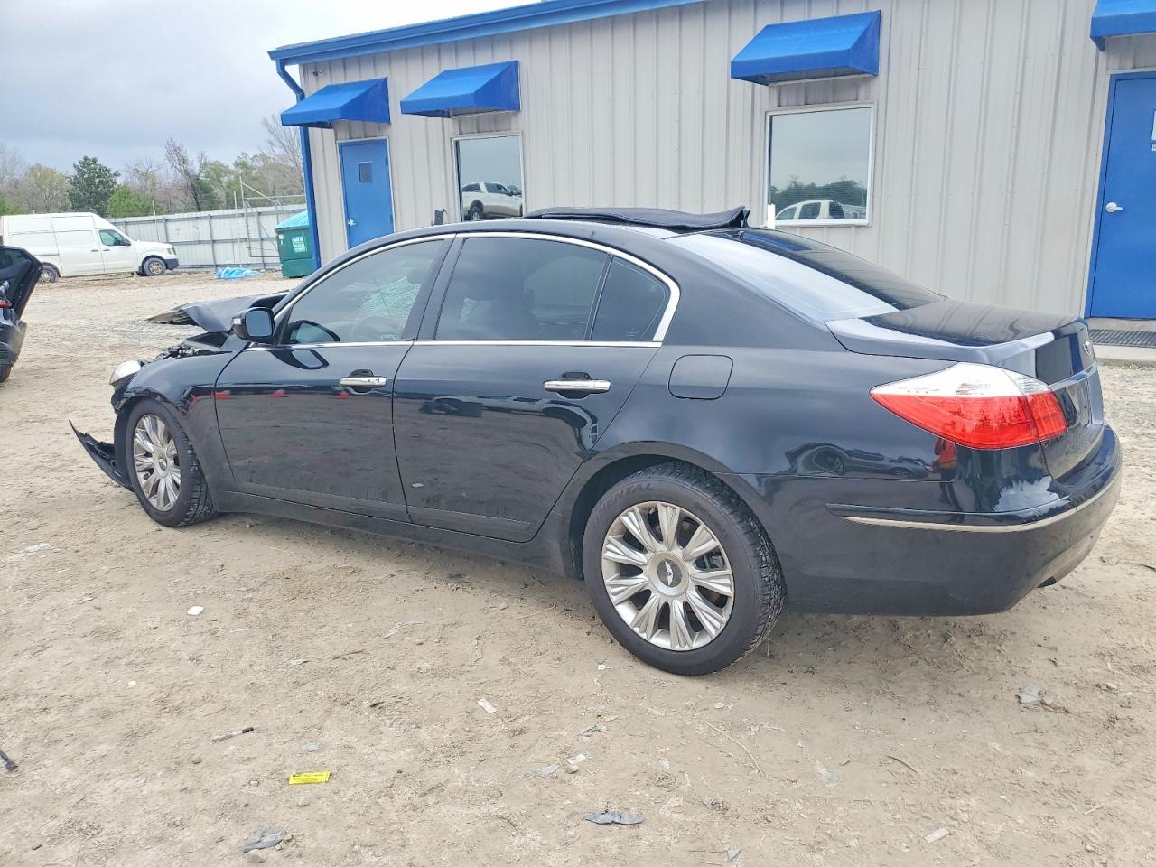 2009 HYUNDAI GENESIS 3.8L photo 2