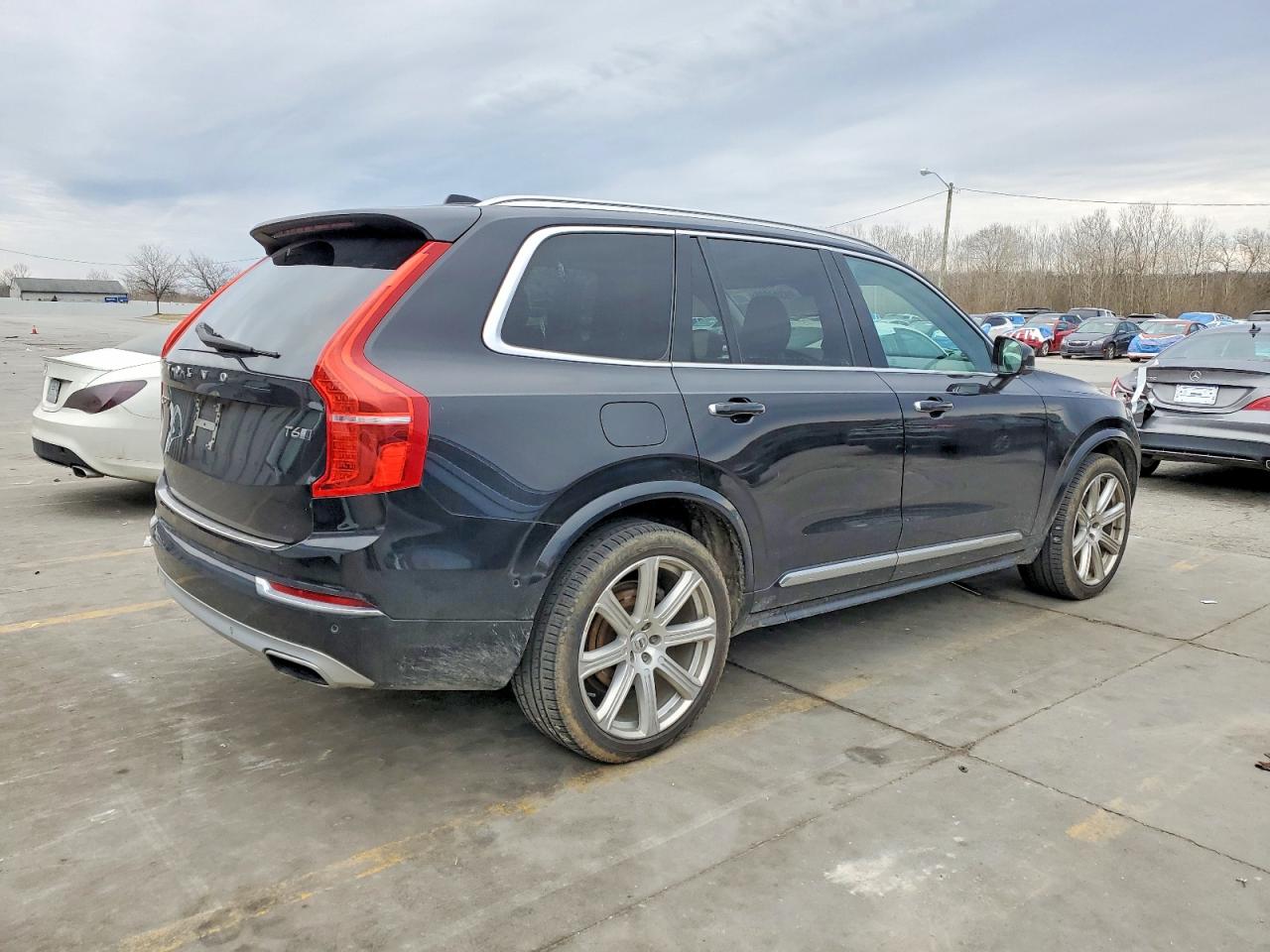 2018 VOLVO XC90 T6 photo 3
