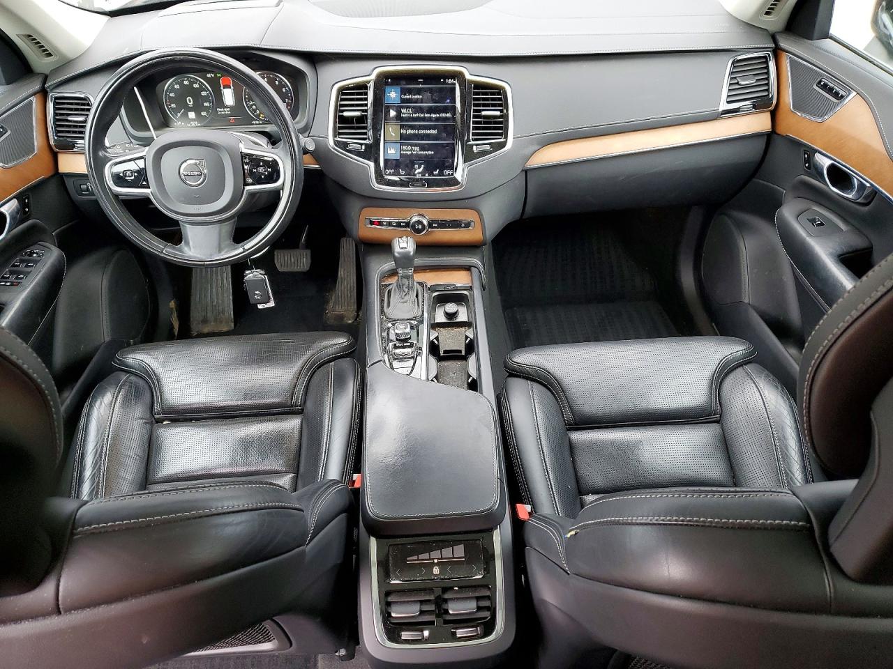 2018 VOLVO XC90 T6 photo 8