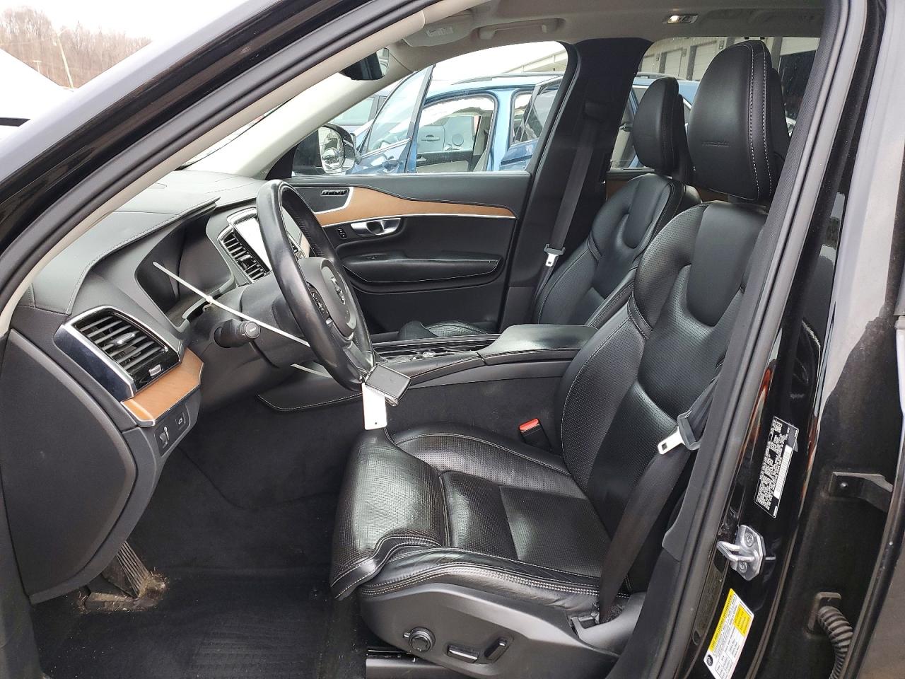 2018 VOLVO XC90 T6 photo 7