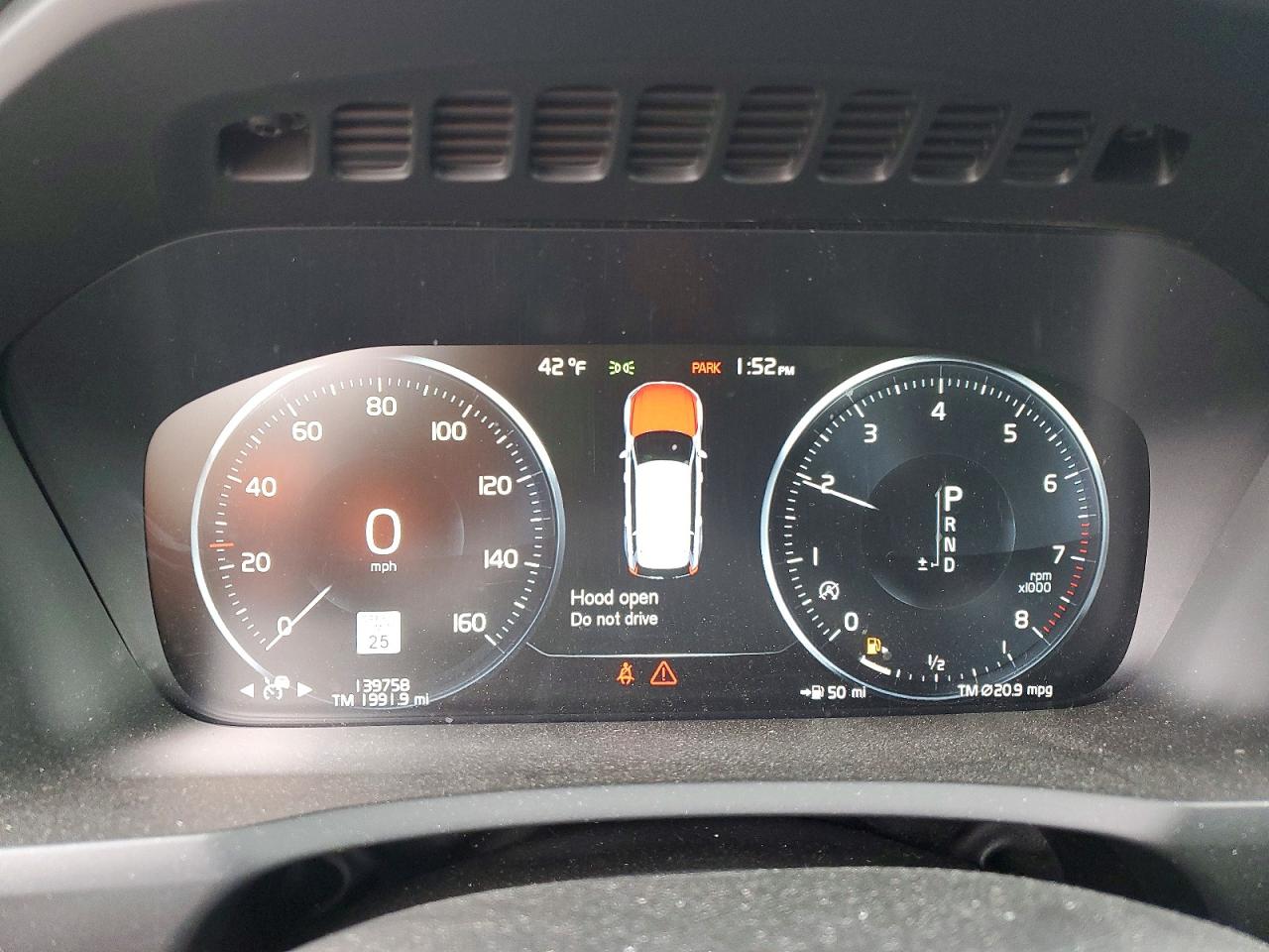 2018 VOLVO XC90 T6 photo 9