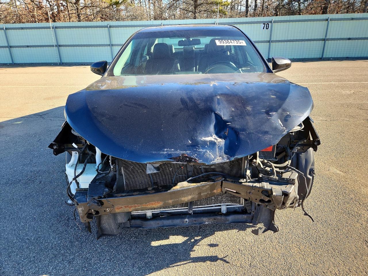 2016 TOYOTA CAMRY LE photo 5