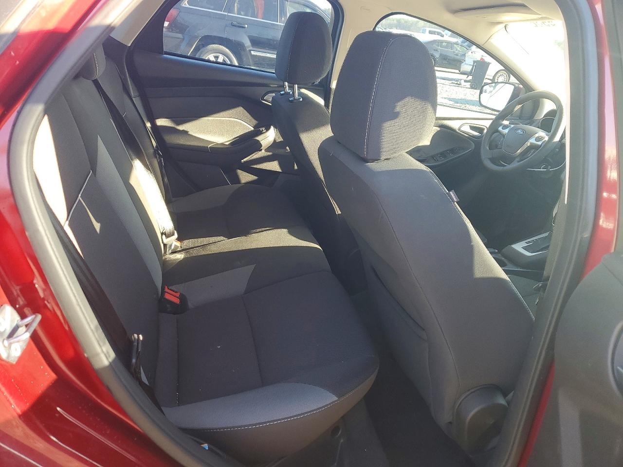 2013 FORD FOCUS SE photo 10