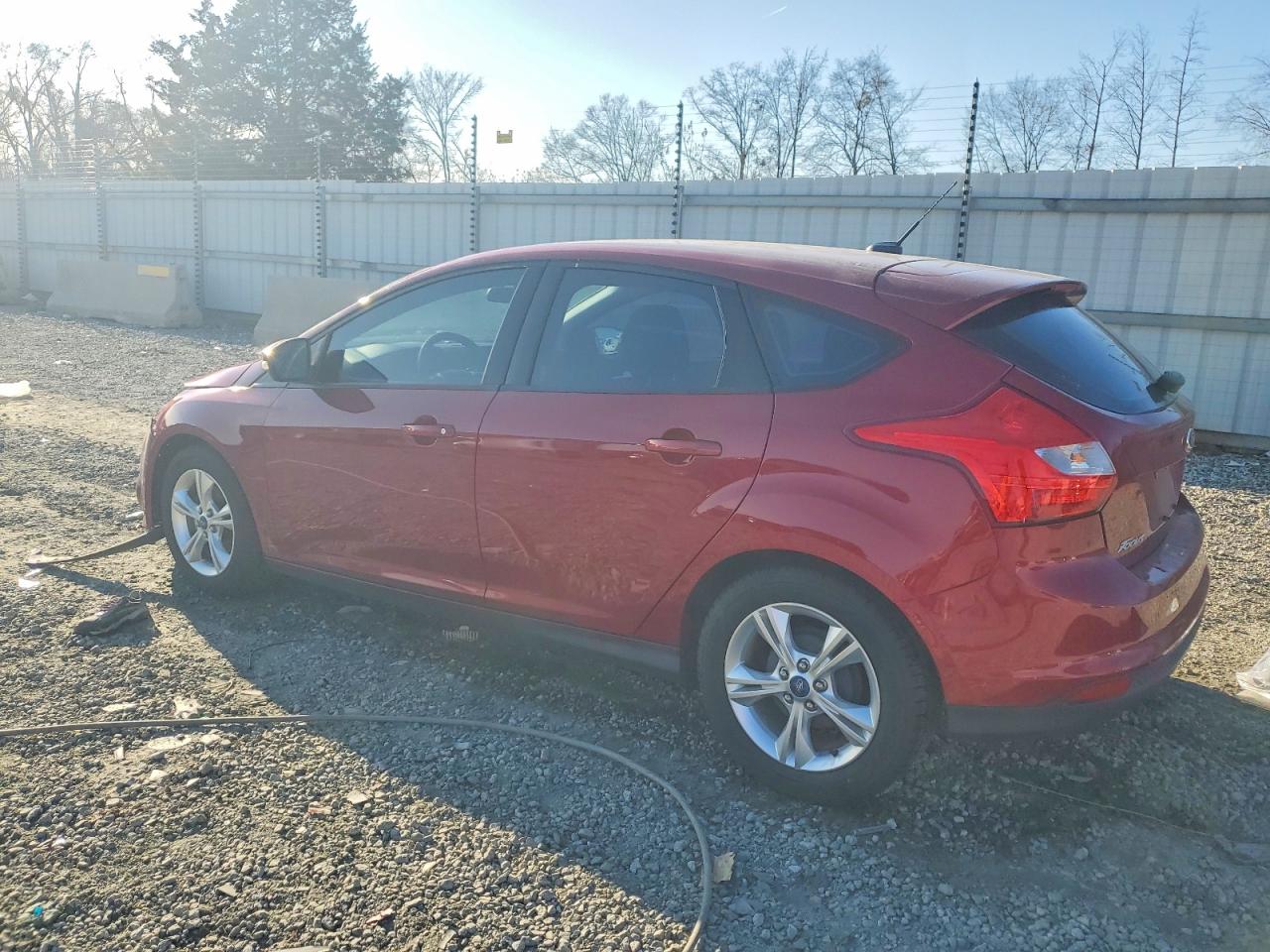 2013 FORD FOCUS SE photo 2