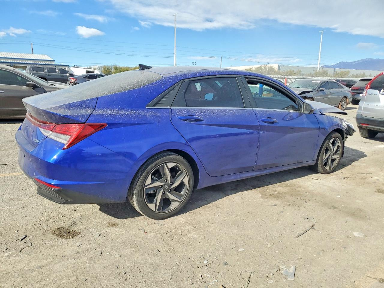 2023 HYUNDAI ELANTRA LIMITED photo 3