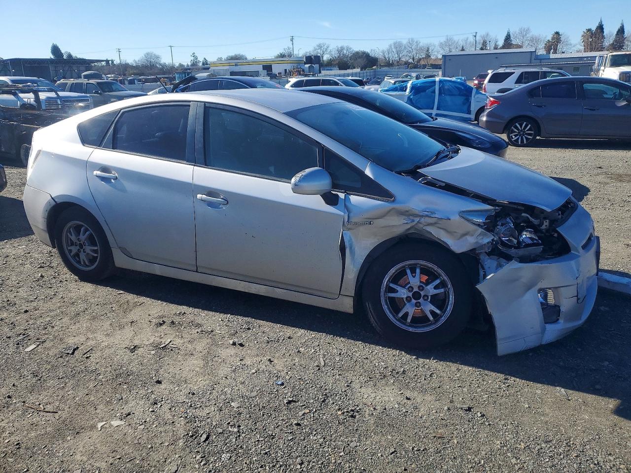 2011 TOYOTA PRIUS photo 4