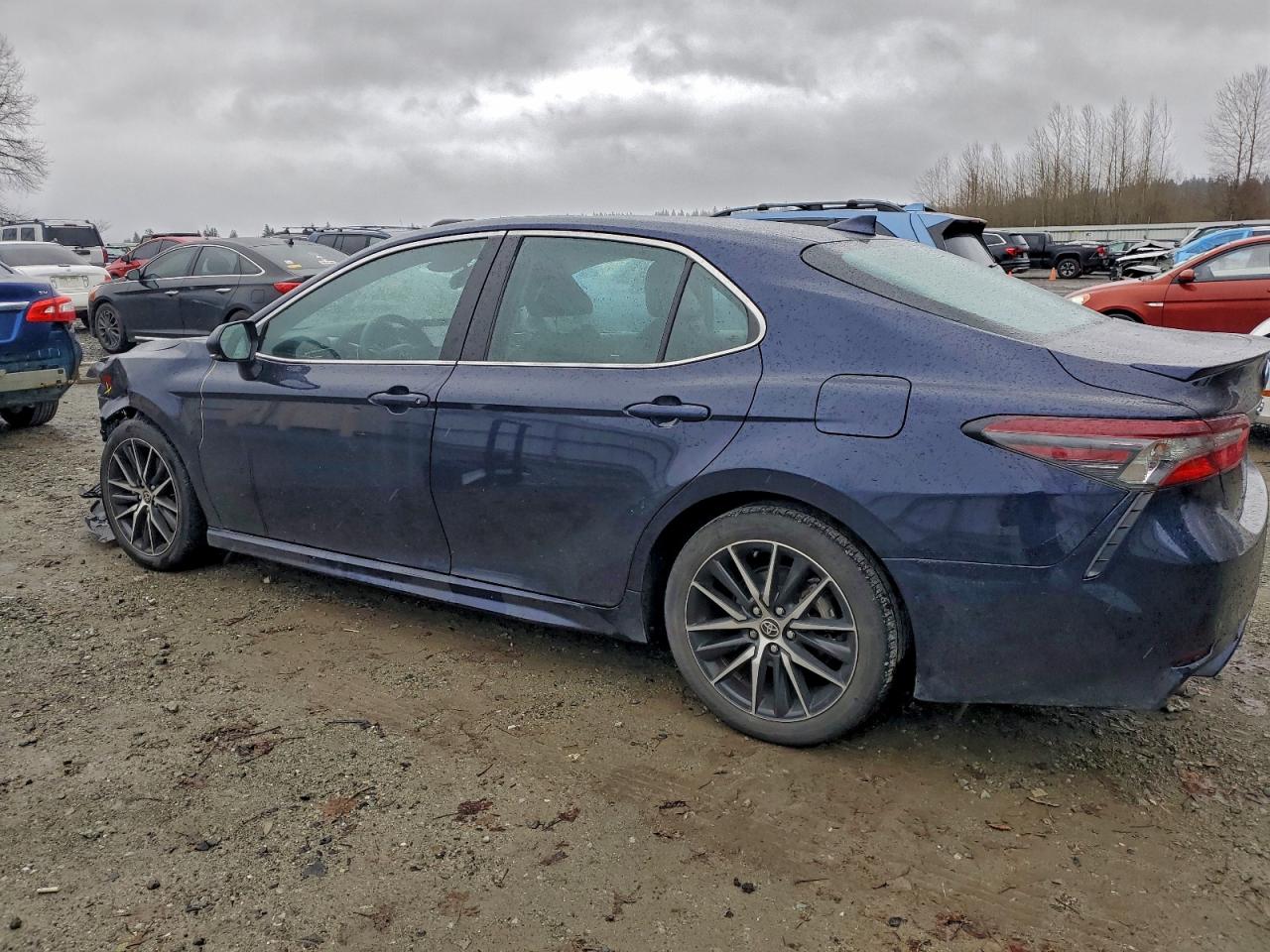2022 TOYOTA CAMRY NIGHT SHADE photo 2
