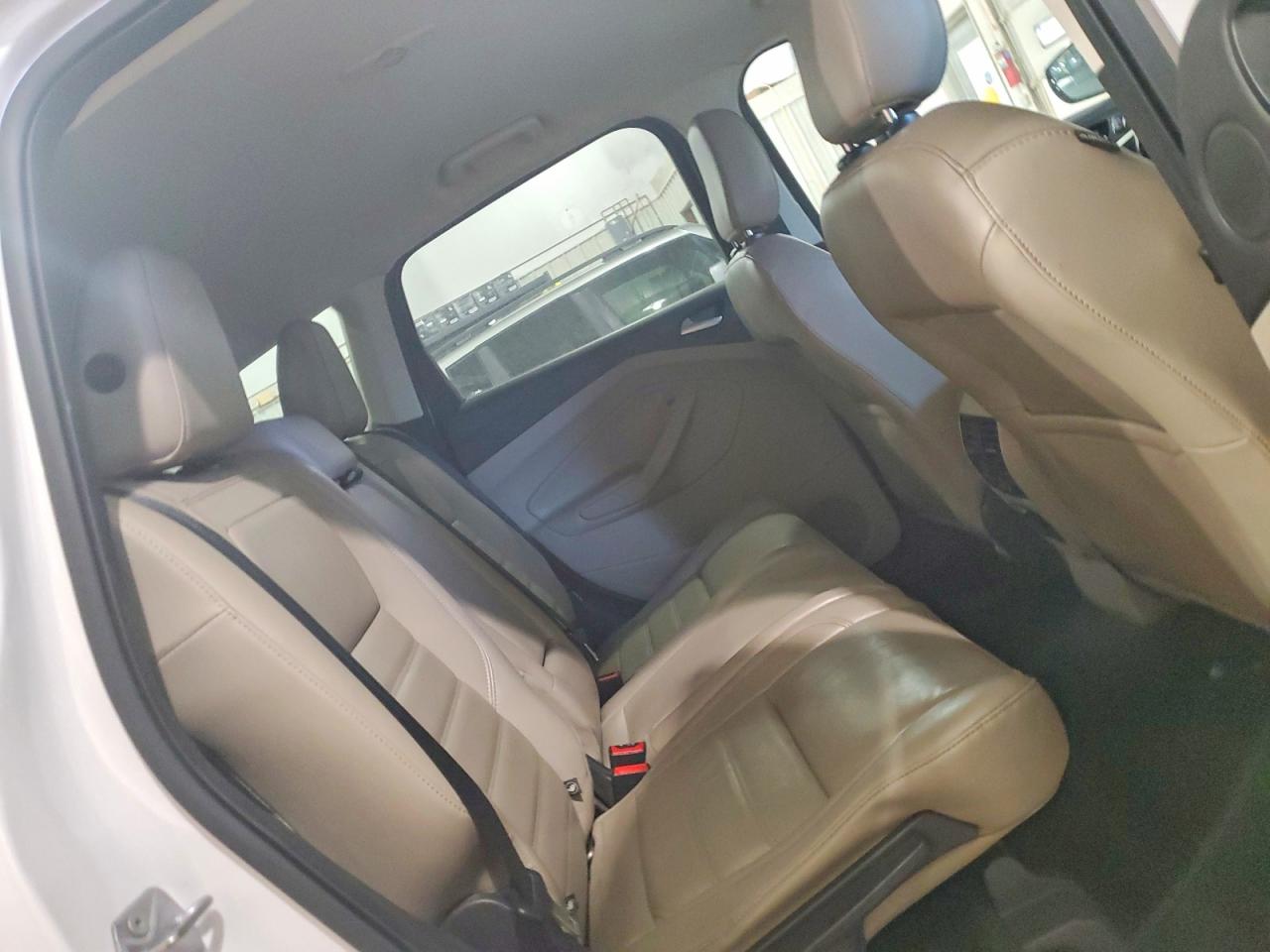 2019 FORD ESCAPE TITANIUM photo 10